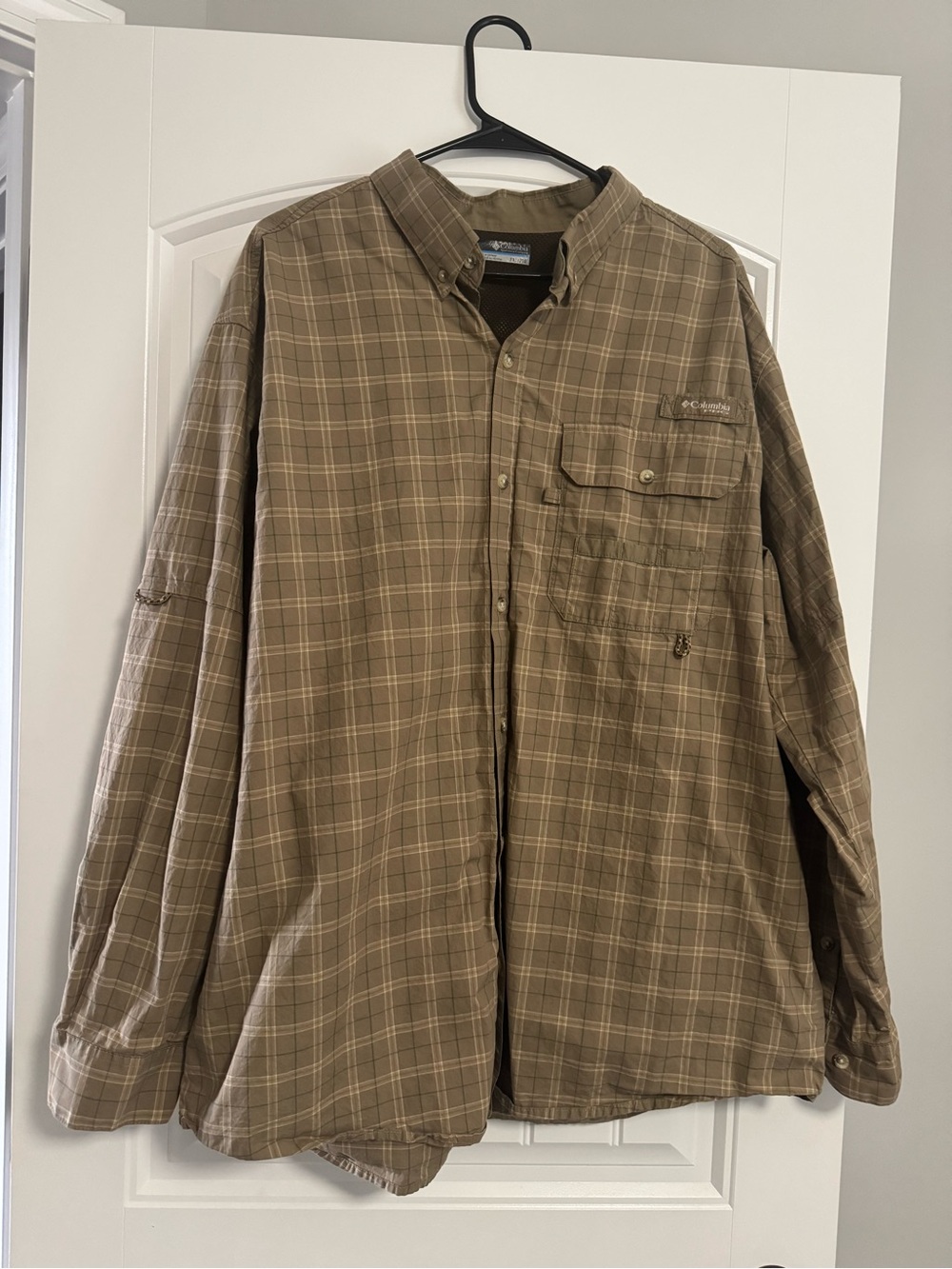 Columbia Men's Tan Plaid Lightweight Shirt Jacket